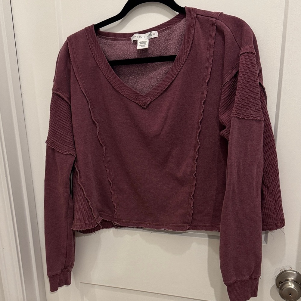 Altar D state Maroon V-Neck Sweatshirt